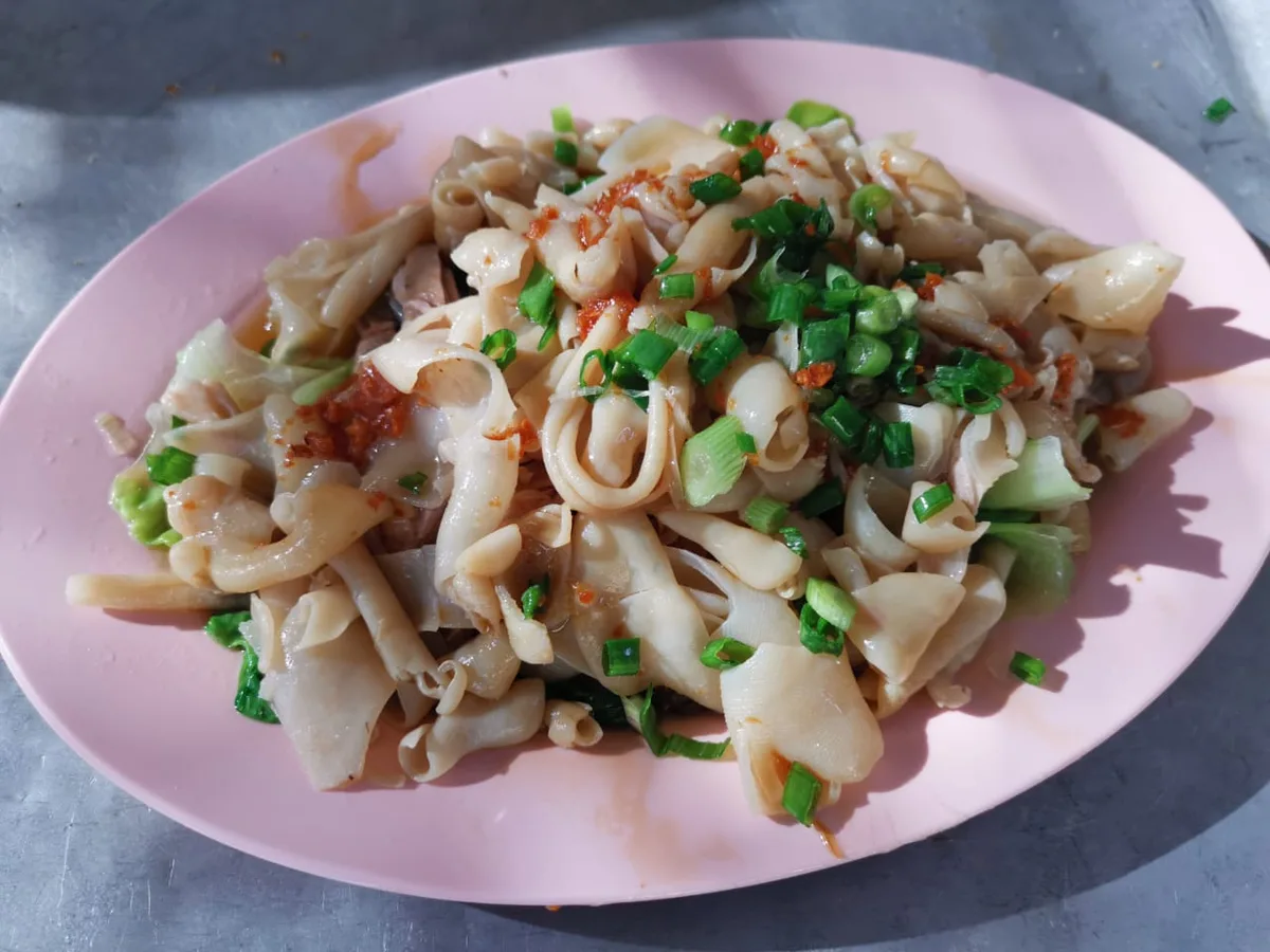 113 Koay Teow Th'ng — dish