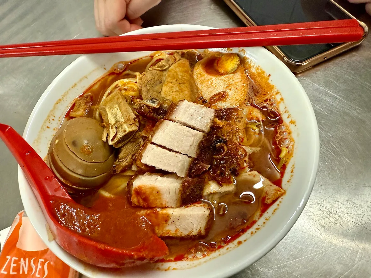 888 Hokkien Mee — signature dish