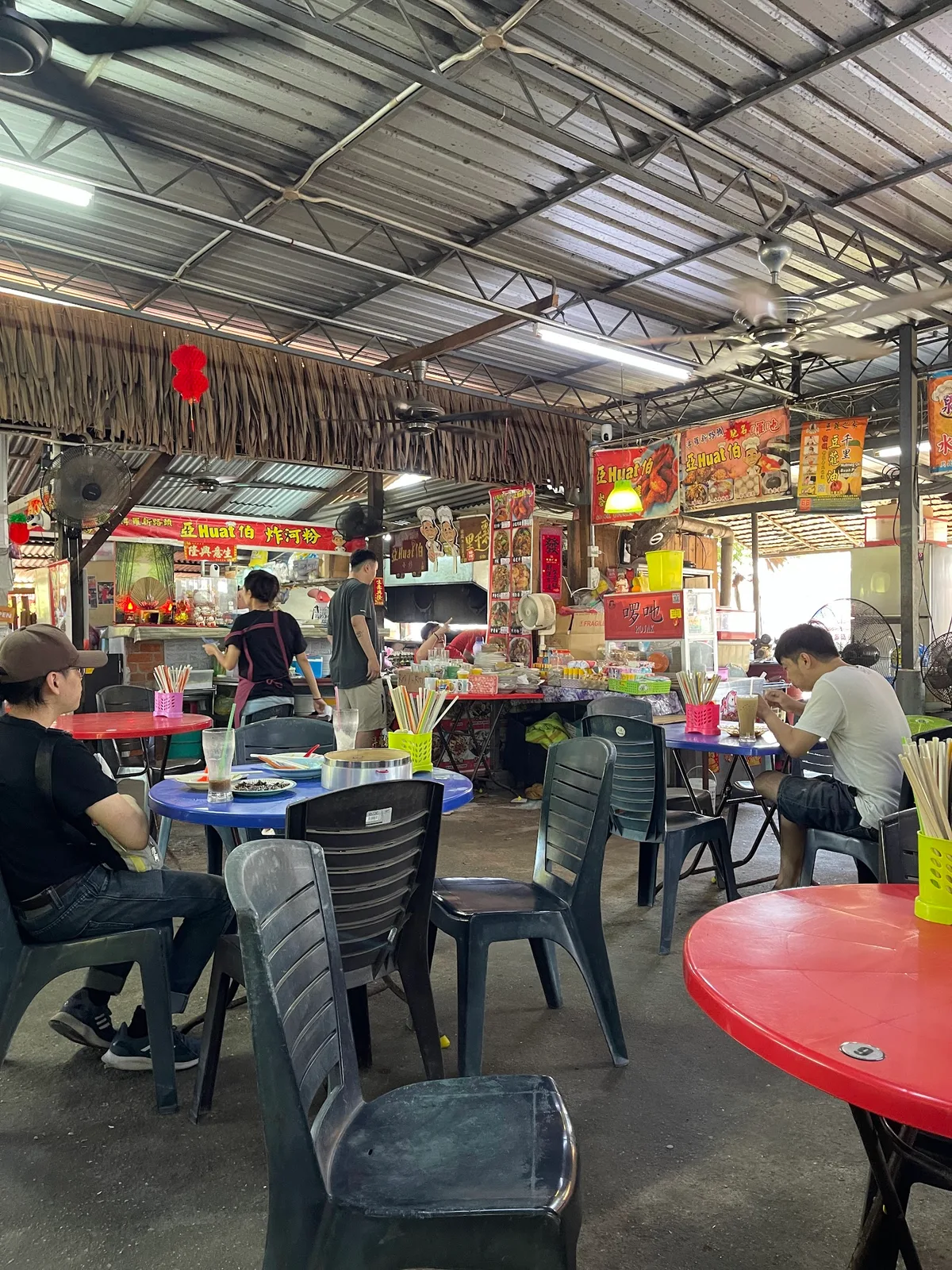 Ah Huat Pek Sar Hor Fun — interior