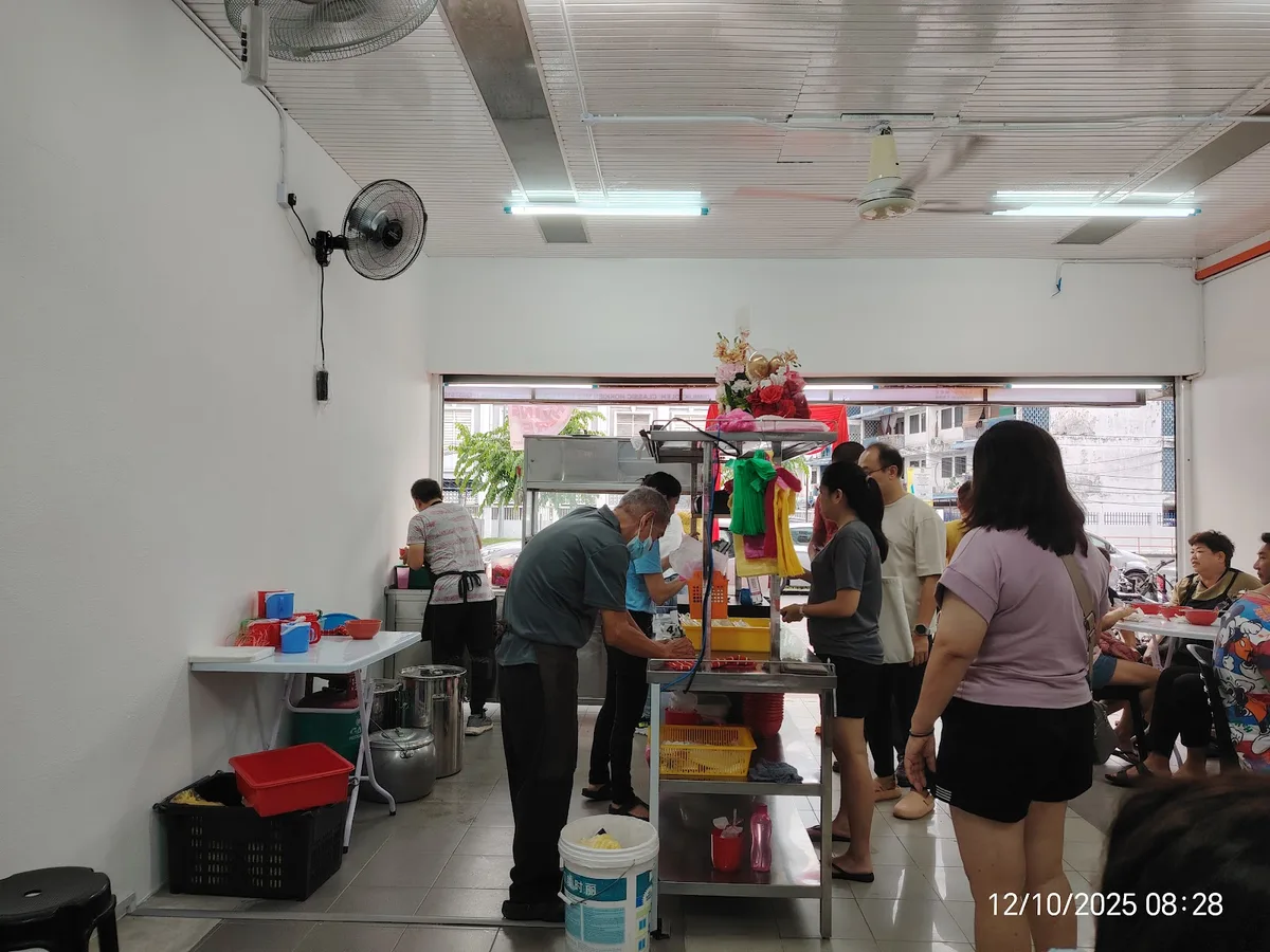 Classic Hokkien Mee (Ah Koo) — interior