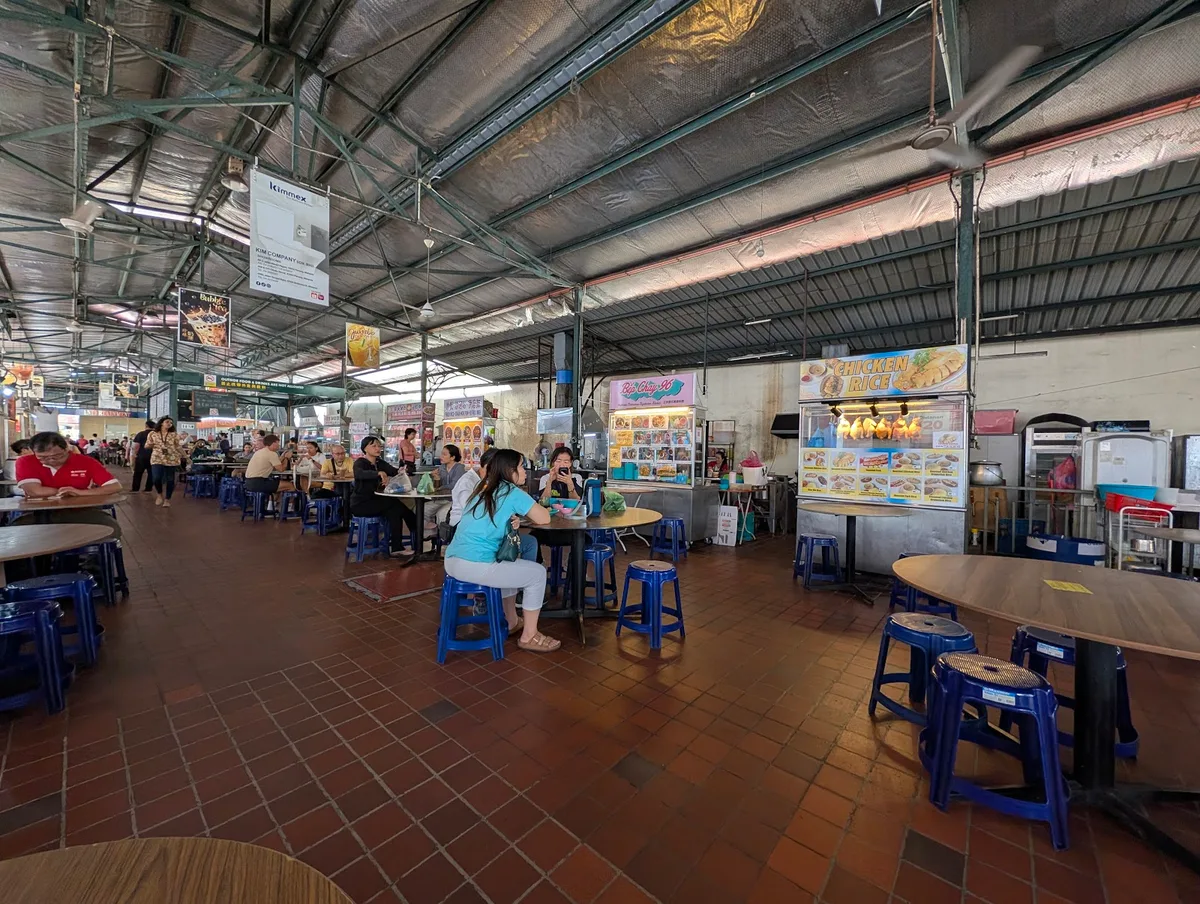 Ali Nasi Lemak Daun Pisang — interior