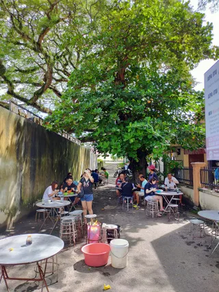 Duck Meat Koay Teow Th'ng @ Jalan Bukit Bendera — storefront