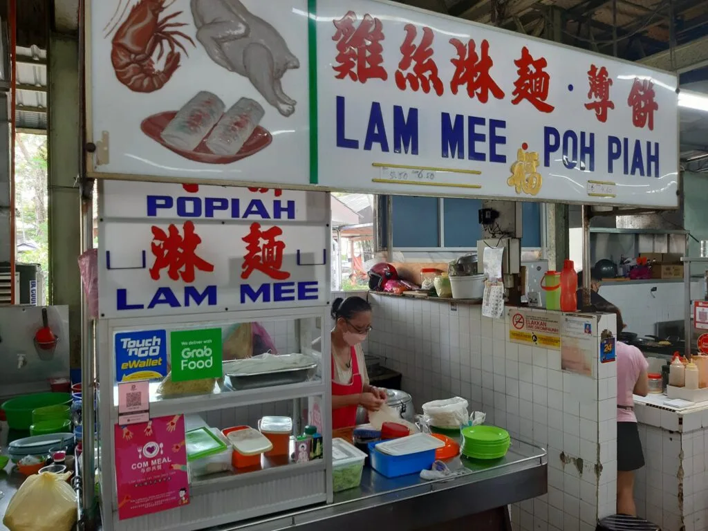 Batu Lanchang Food Stalls Complex Popiah — interior