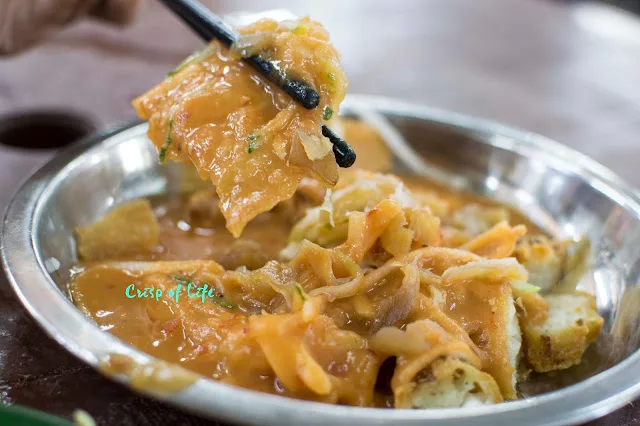 Batu Lanchang Food Stalls Complex Popiah — signature dish