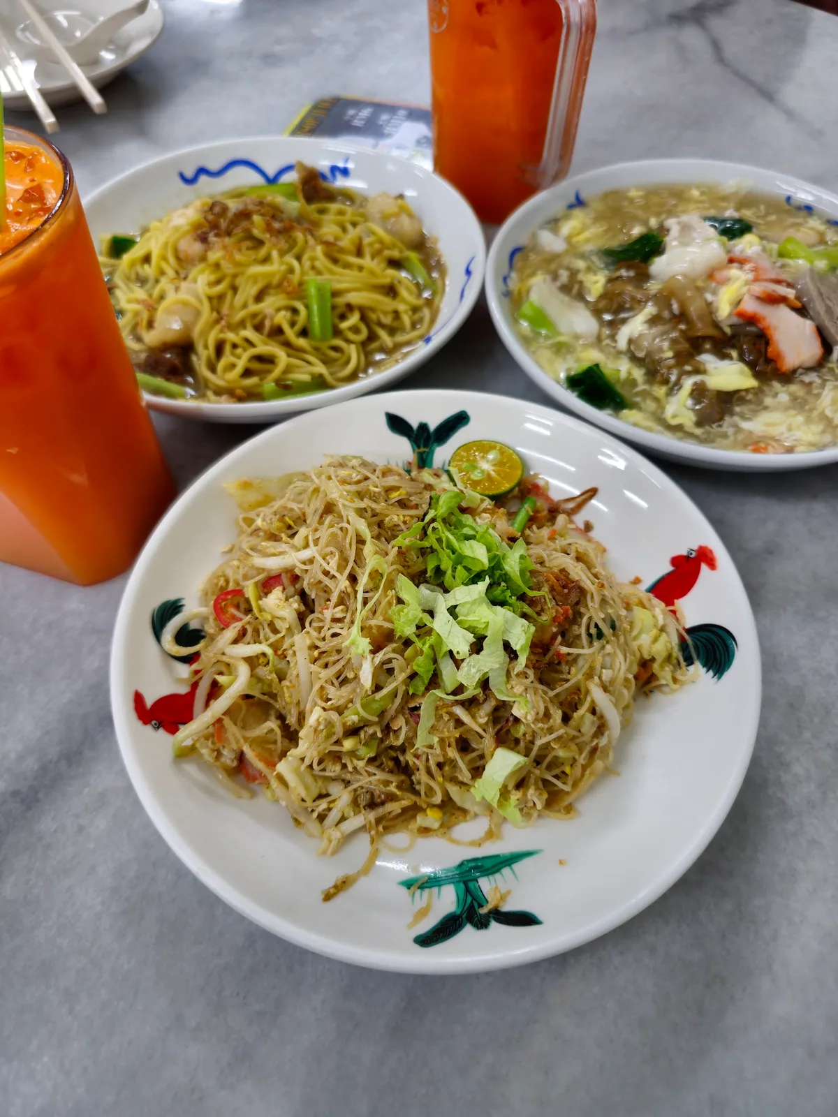 Gou Lou Hong Kee Chao Sar Hor Fun & Noodles — signature dish