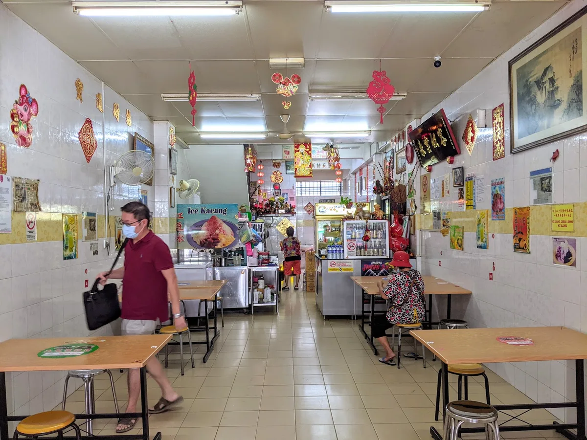 Heng Huat Kafe Oh Chien — interior