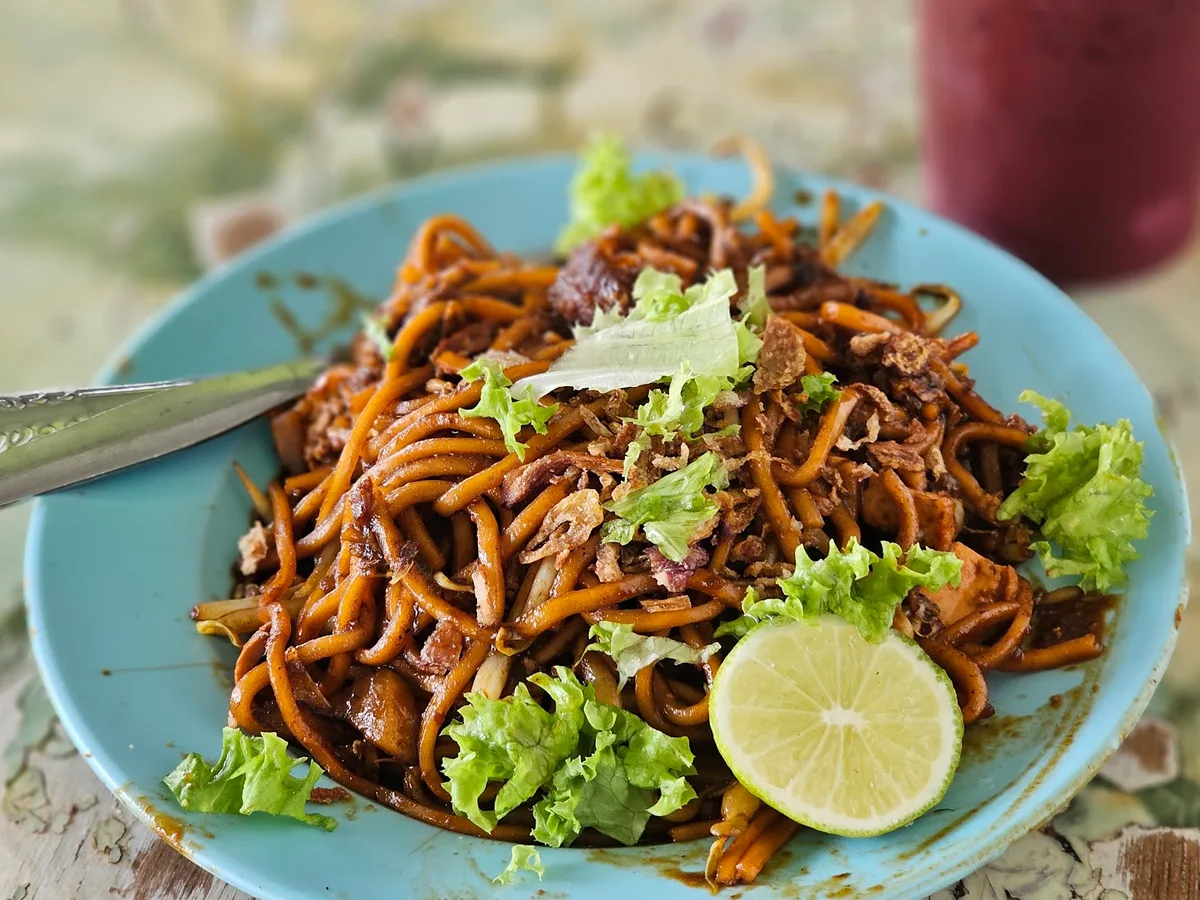 Hussain Mee Goreng & Mee Rebus — dish