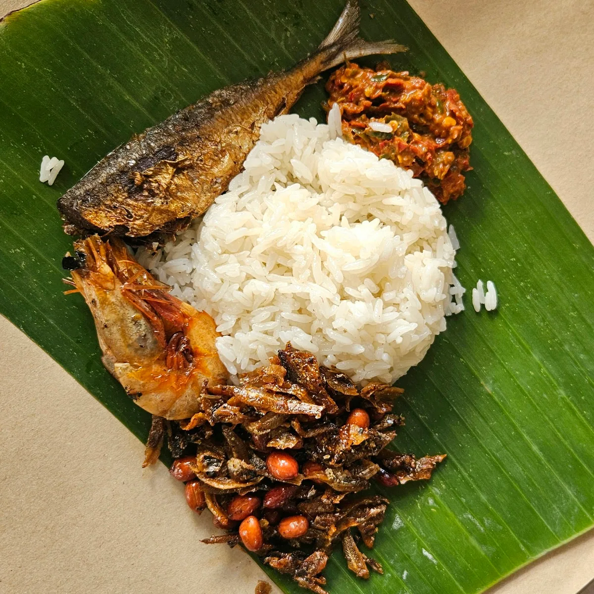 Jin Hoe Cafe Nasi Lemak — signature dish