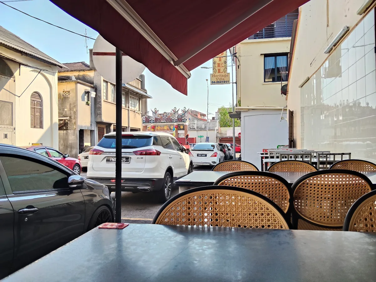 Restoran Kapitan — interior