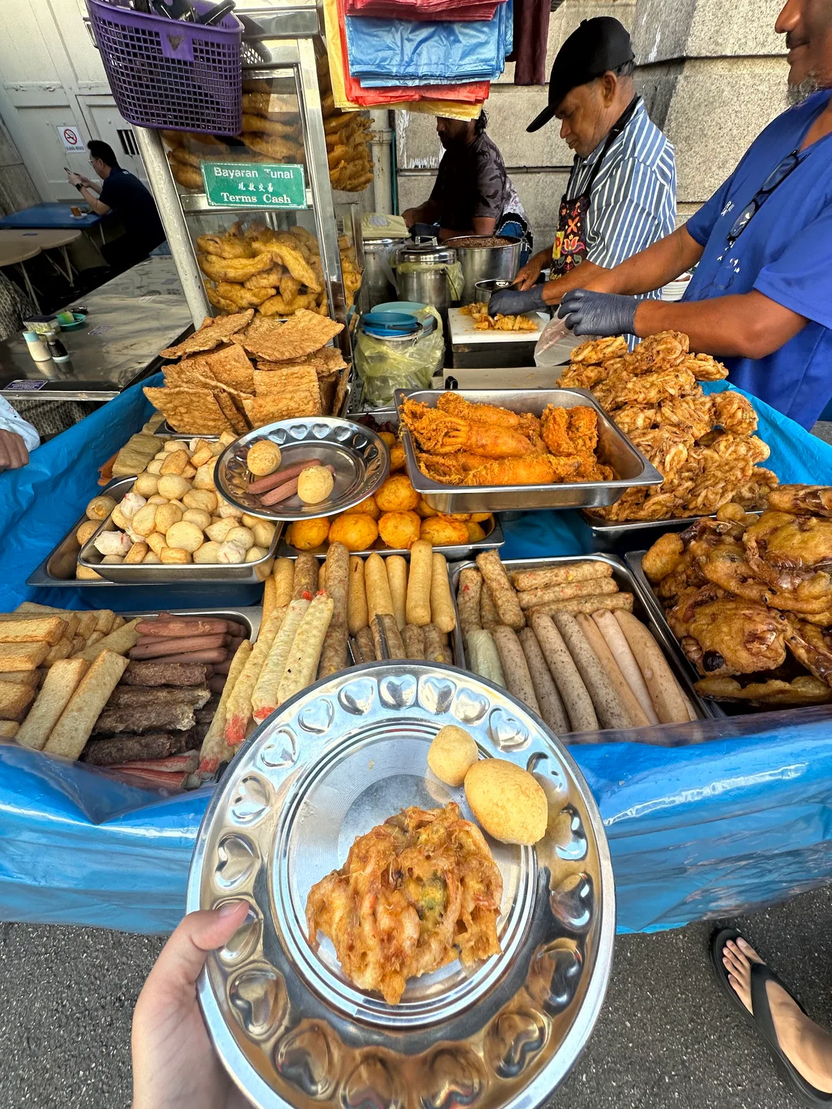 Kareem Pasembur Rojak — signature dish