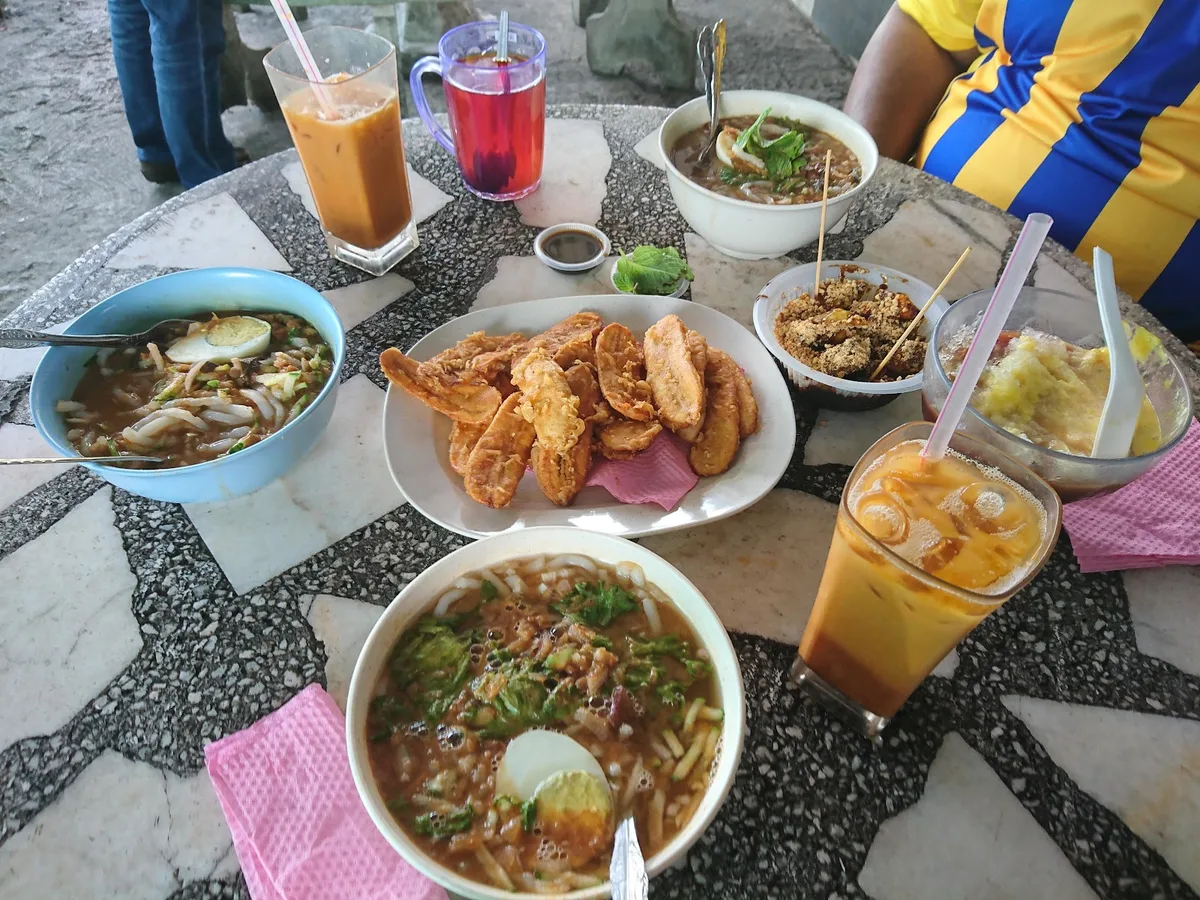 Laksa Janggus (Kak Timah) — signature dish