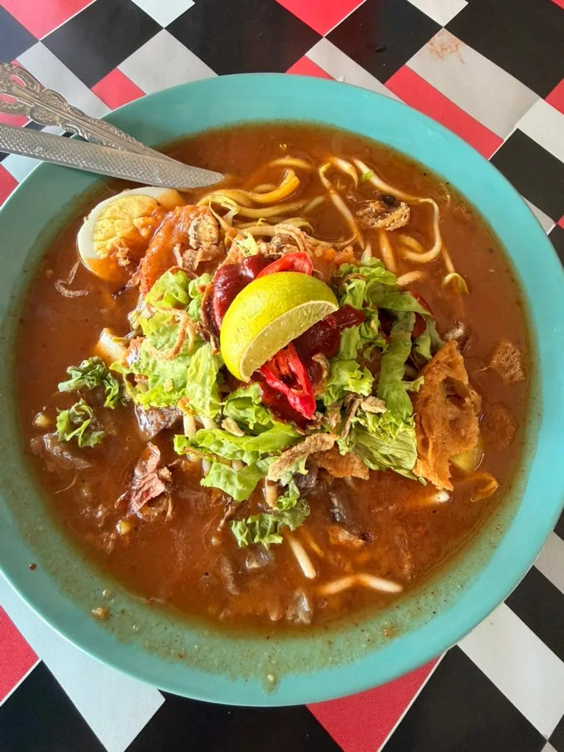 Mee Rebus Mak Long — signature dish