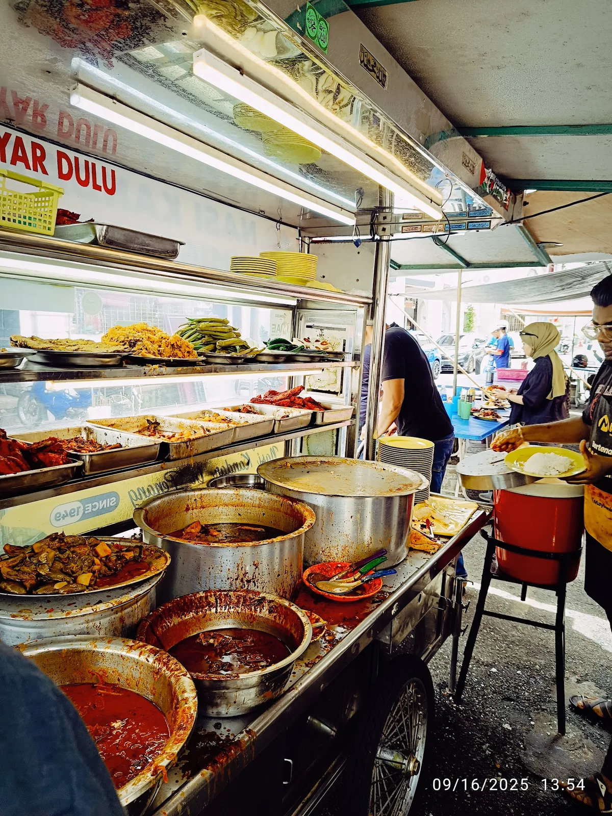 Nasi Kandar Imigresen — interior
