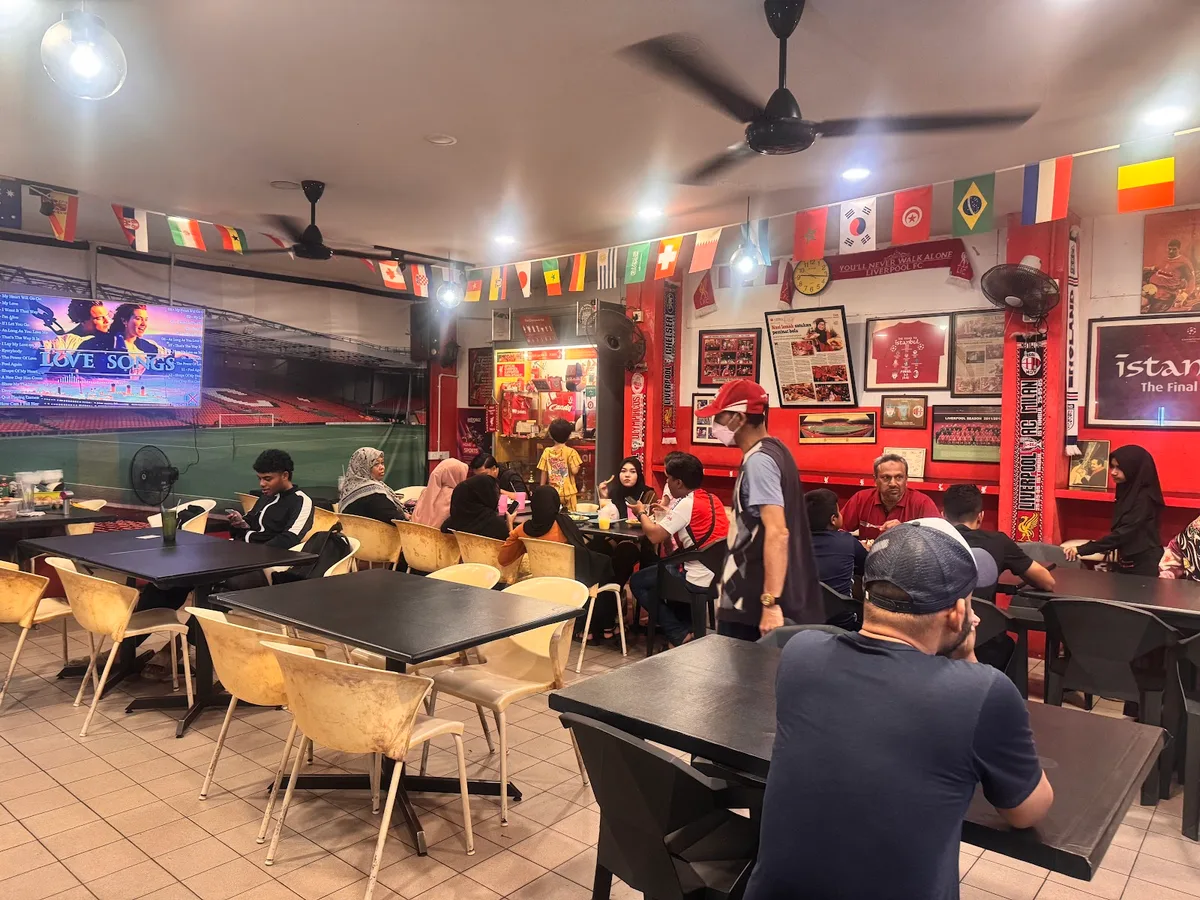 Nasi Lemak Liverpool — interior