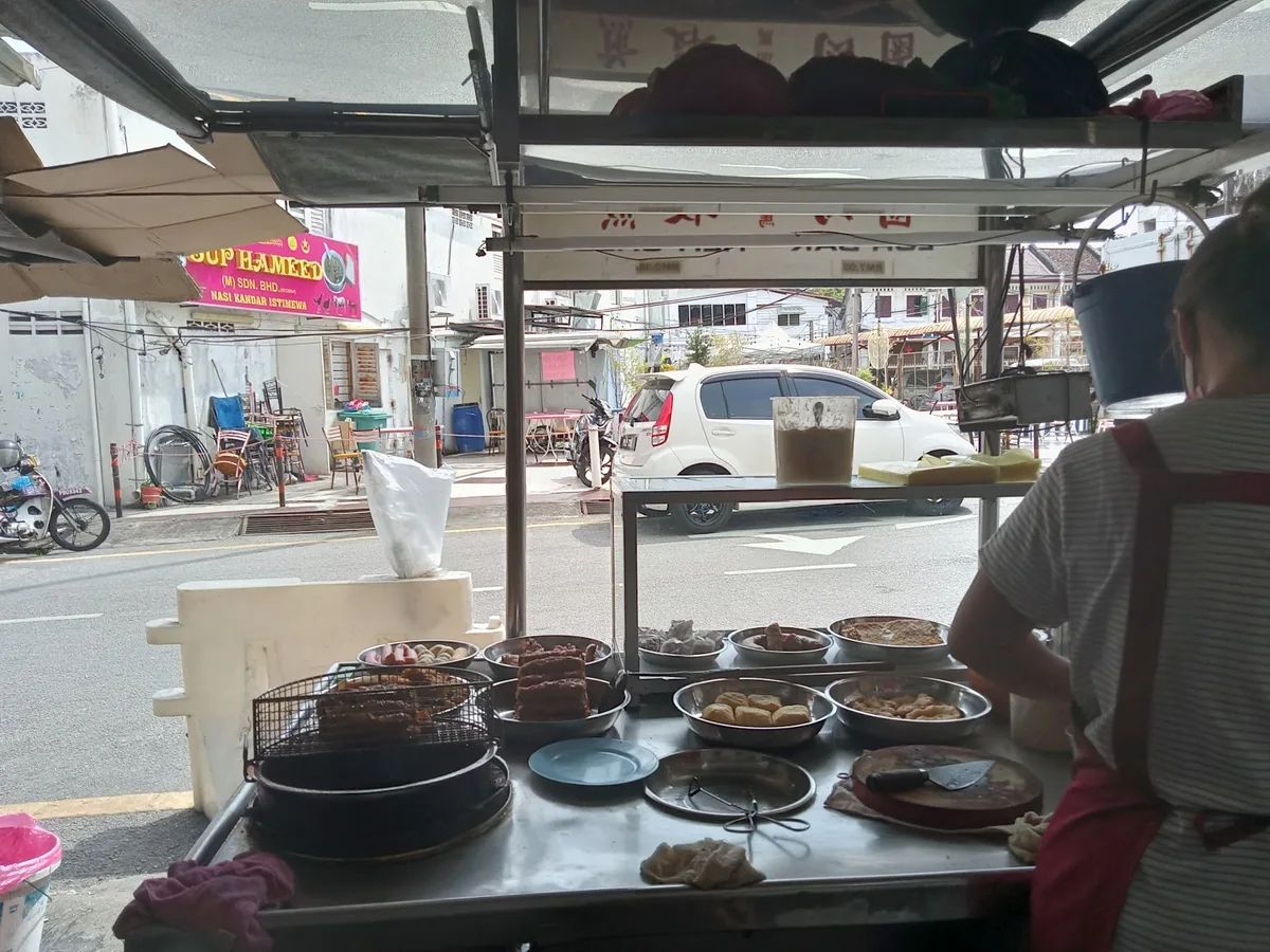 Neoh Khay Chye Lor Bak — signature dish