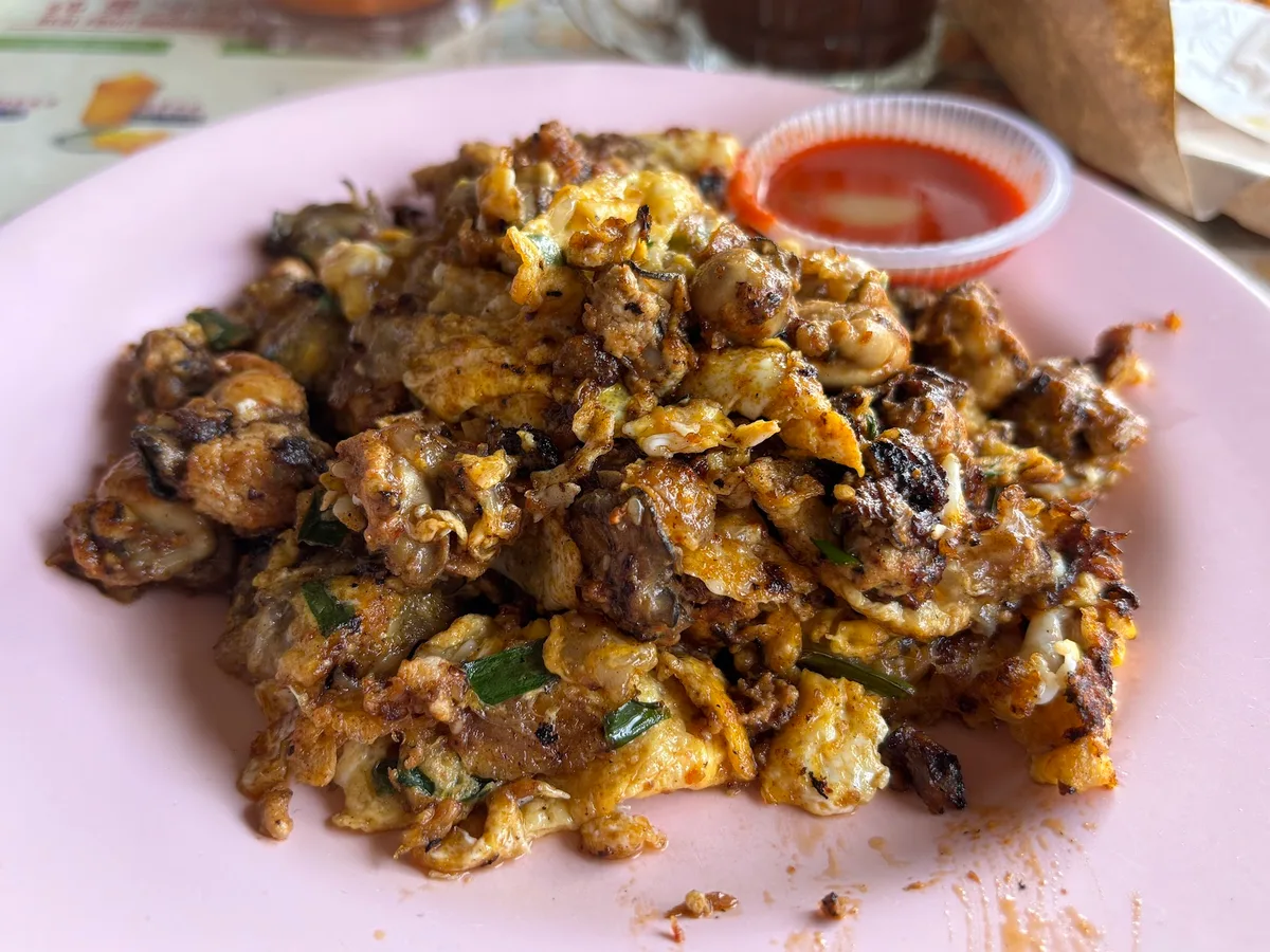 Seng Thor Coffee Shop Oh Chien — signature dish
