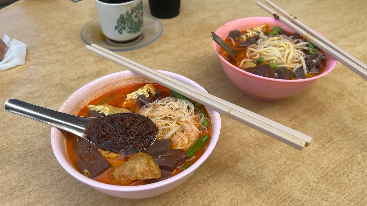 Taman Bukit Curry Mee — signature dish