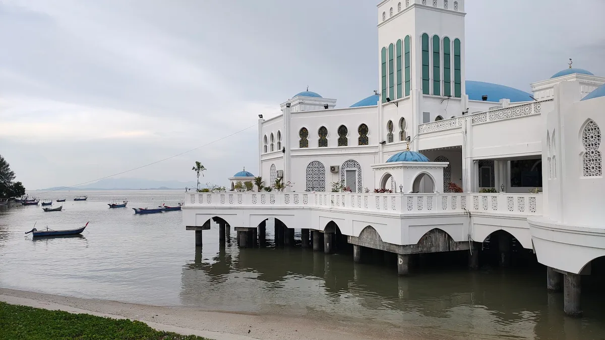 Tanjung Bungah Floating Mosque Laksa Cart — storefront