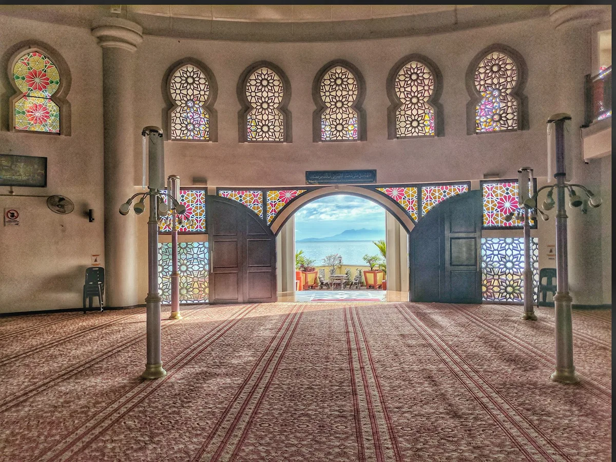 Tanjung Bungah Floating Mosque Laksa Cart — interior