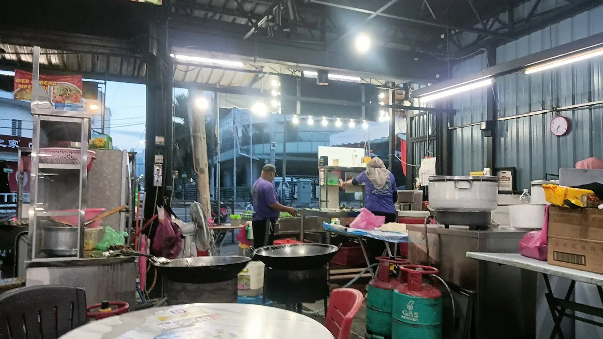 Wakzee Nasi Lemak — interior